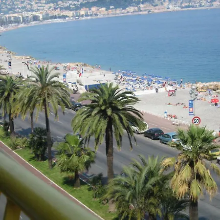 公寓 Beachfront Promenade Des