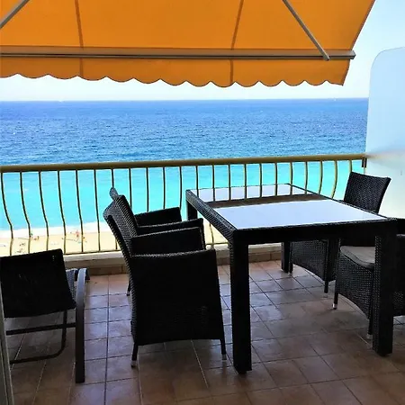Beachfront Promenade Des Ницца