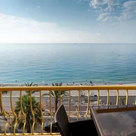 Beachfront Promenade Des * Nice