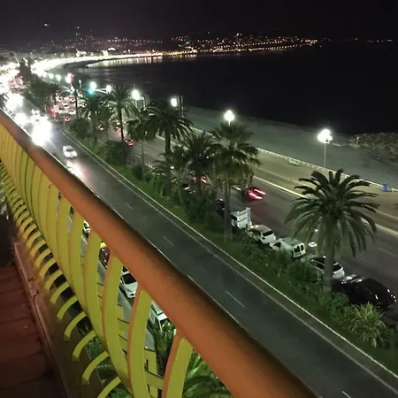 Beachfront Promenade Des
